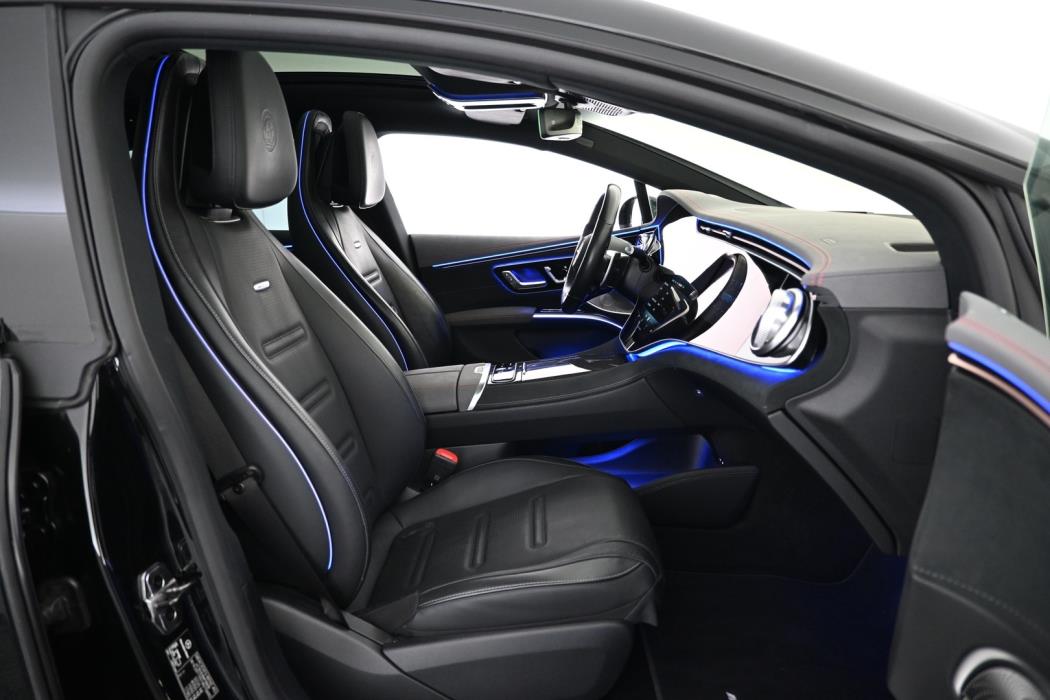 MERCEDES-BENZ EQS 2022