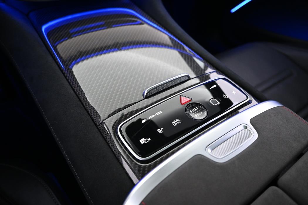 MERCEDES-BENZ EQS 2022