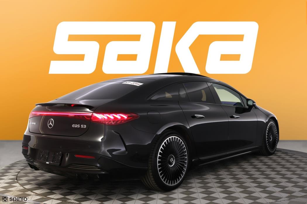 MERCEDES-BENZ EQS 2022