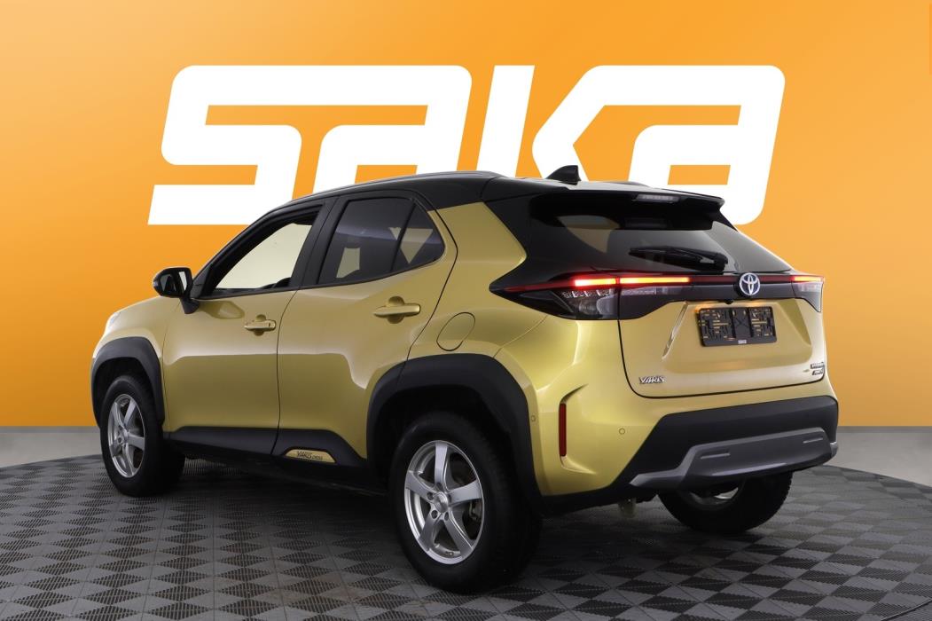 TOYOTA Yaris Cross 2022