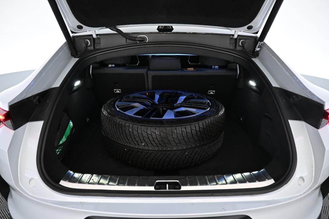 POLESTAR 4 2026