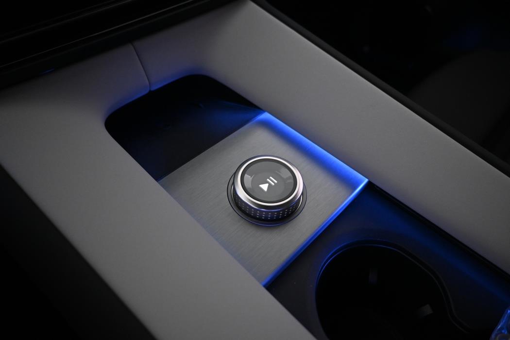 POLESTAR 4 2026