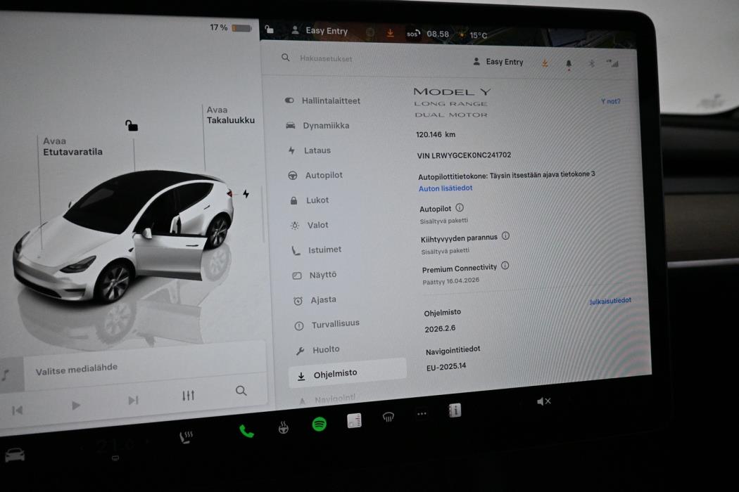 TESLA Model Y 2022