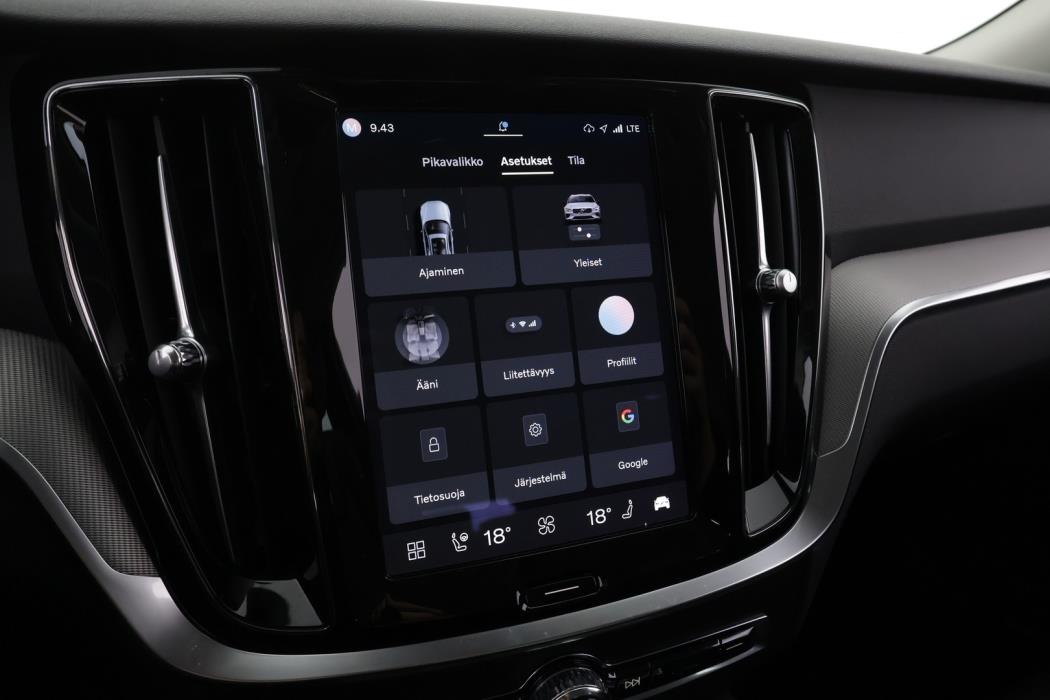 VOLVO V60 2023