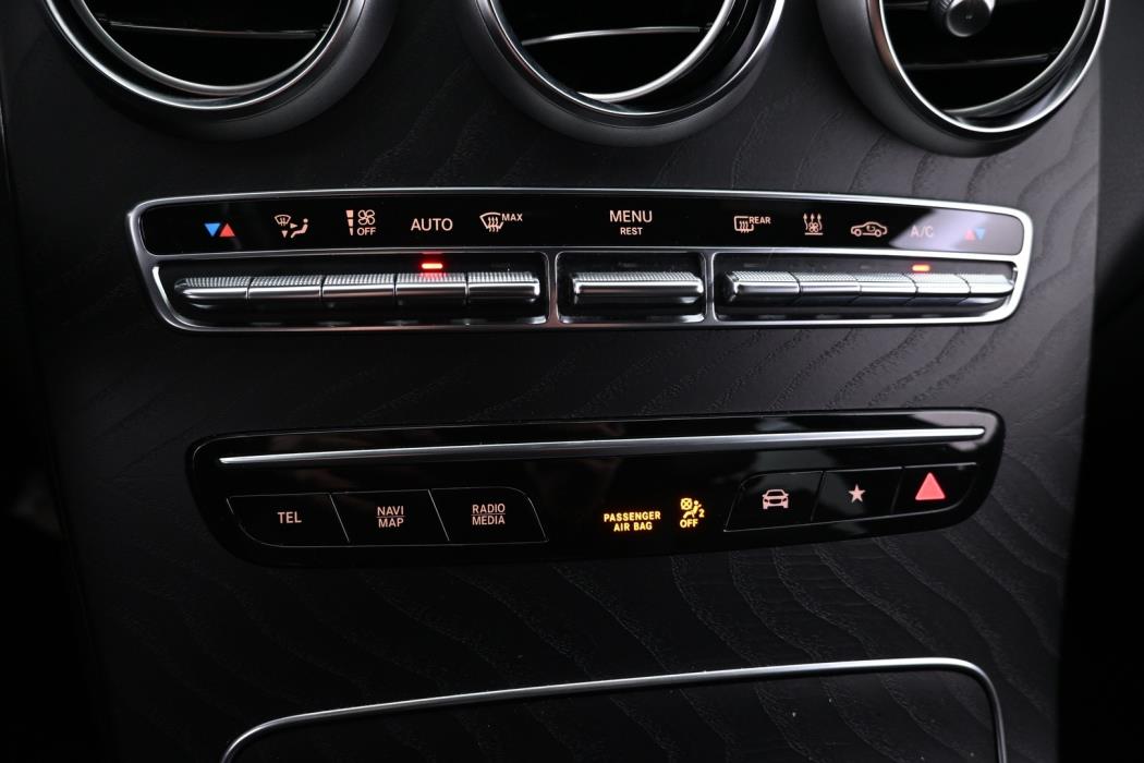 MERCEDES-BENZ GLC 2022