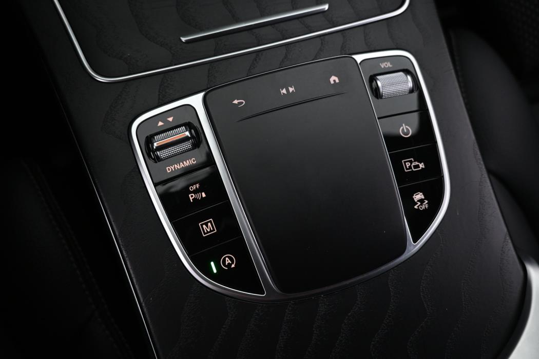 MERCEDES-BENZ GLC 2022