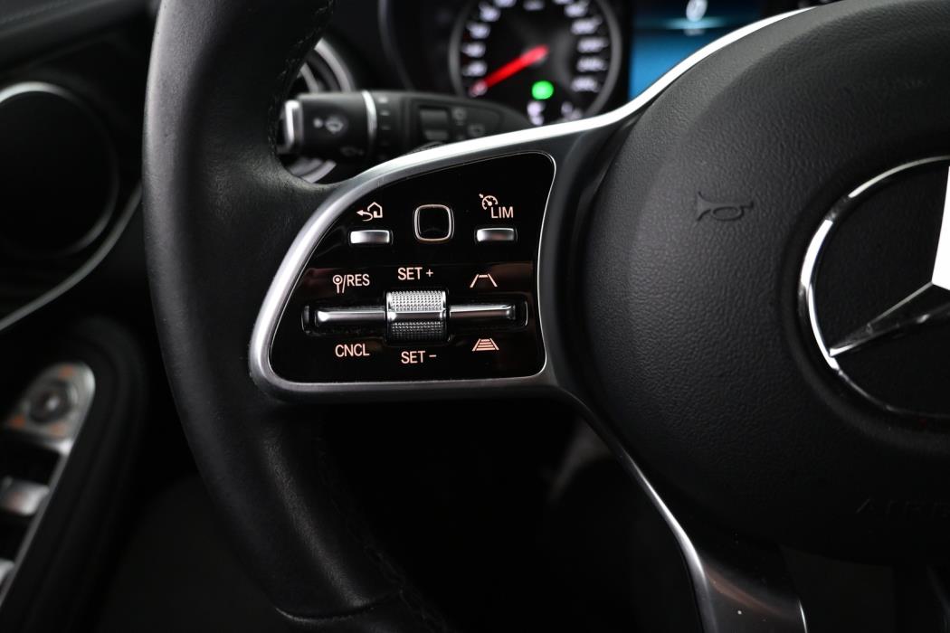 MERCEDES-BENZ GLC 2022