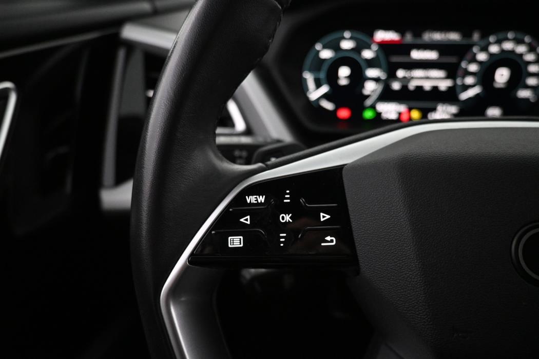 AUDI Q4 e-tron 2022