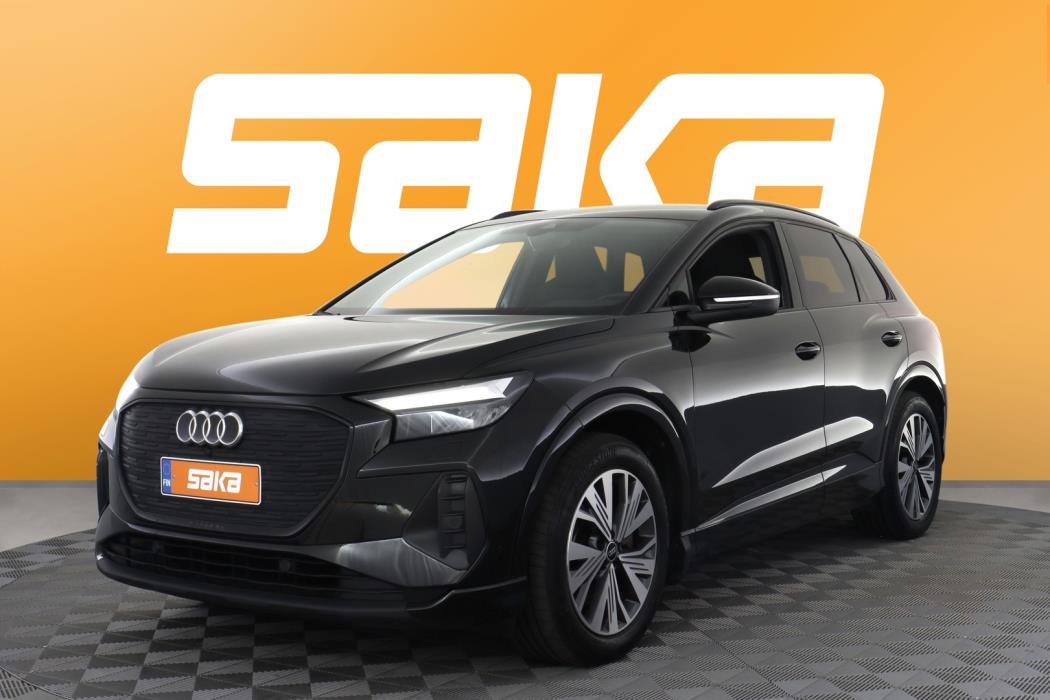 AUDI Q4 e-tron 2022