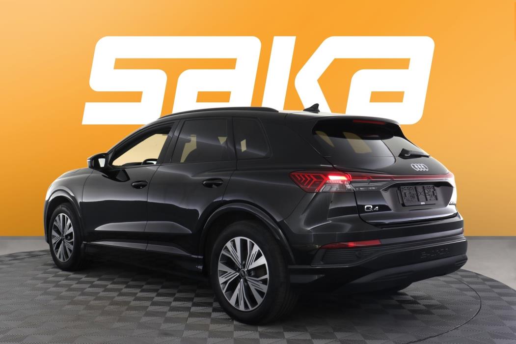 AUDI Q4 e-tron 2022
