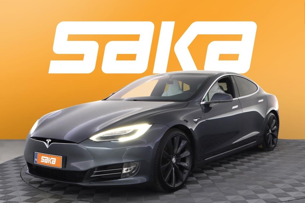 TESLA Model S 2018