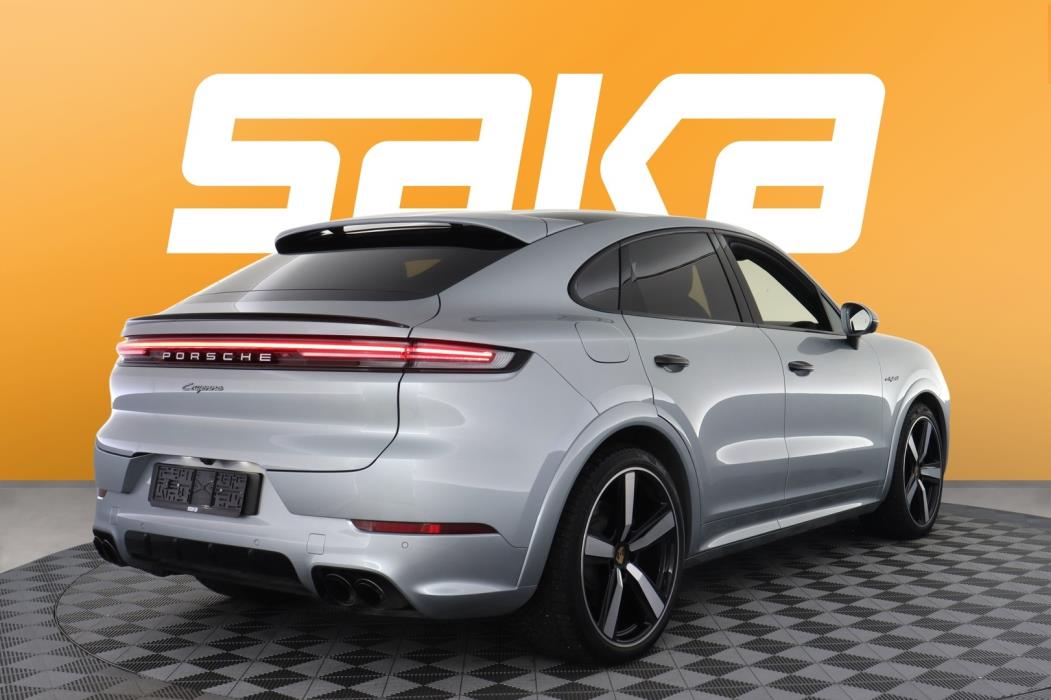 PORSCHE Cayenne 2024