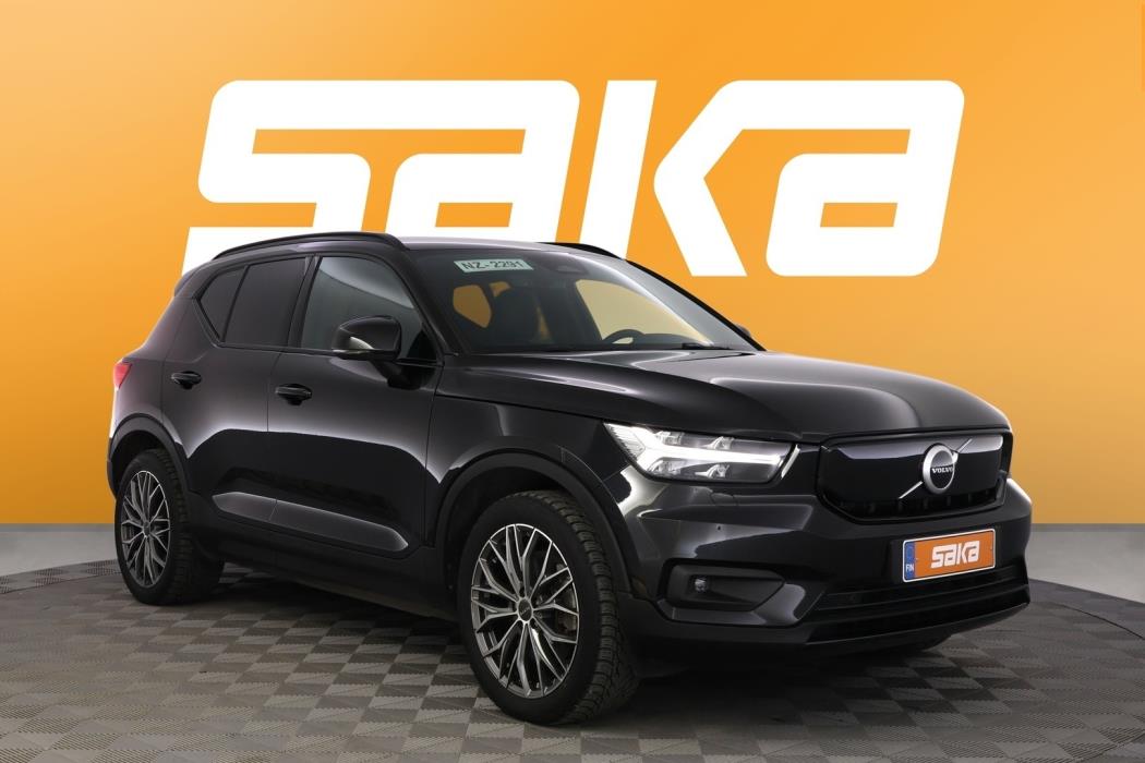 VOLVO XC40 2021