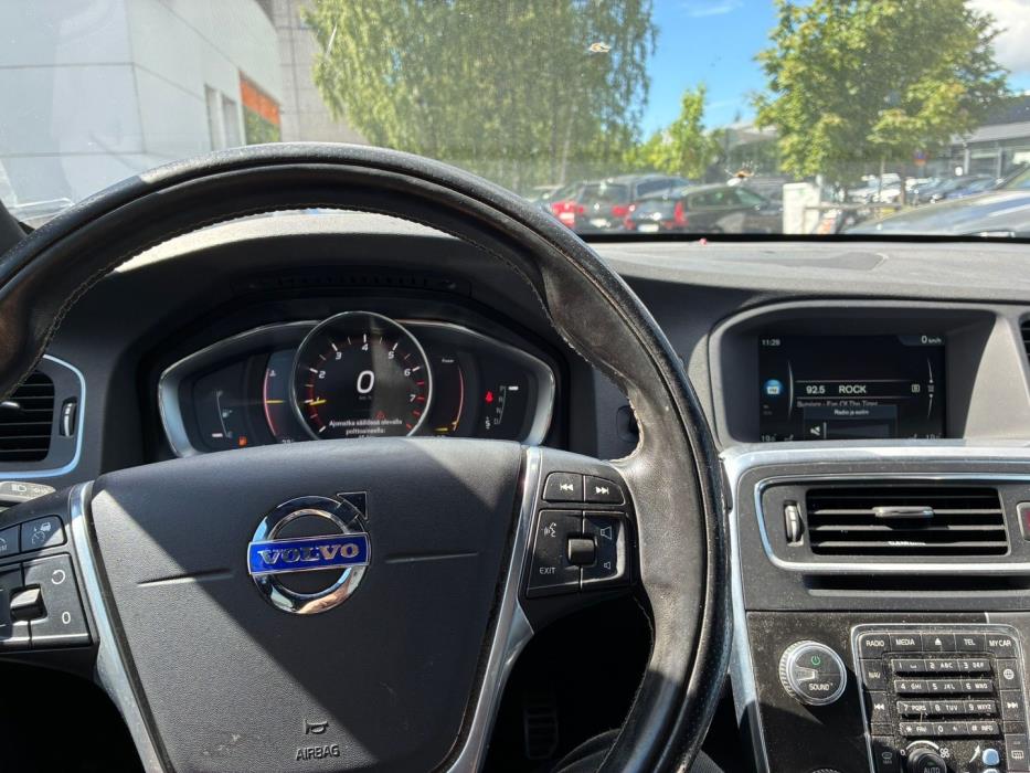 VOLVO S60 2017
