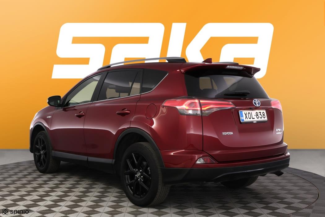 TOYOTA RAV4 2018