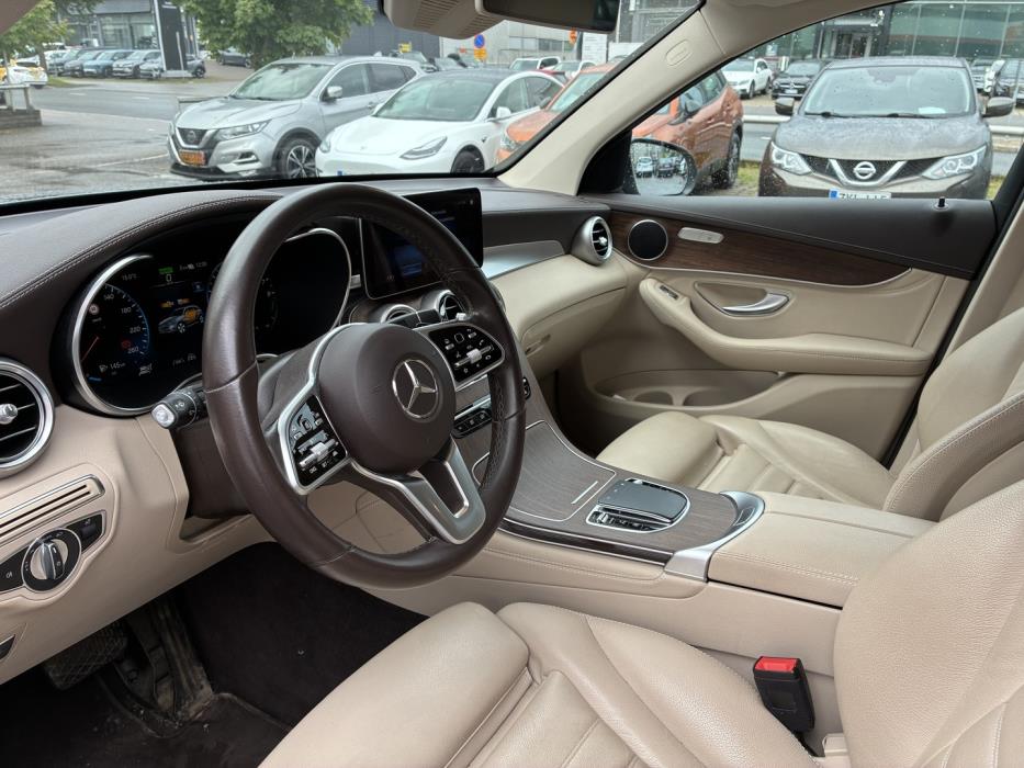 MERCEDES-BENZ GLC 2020
