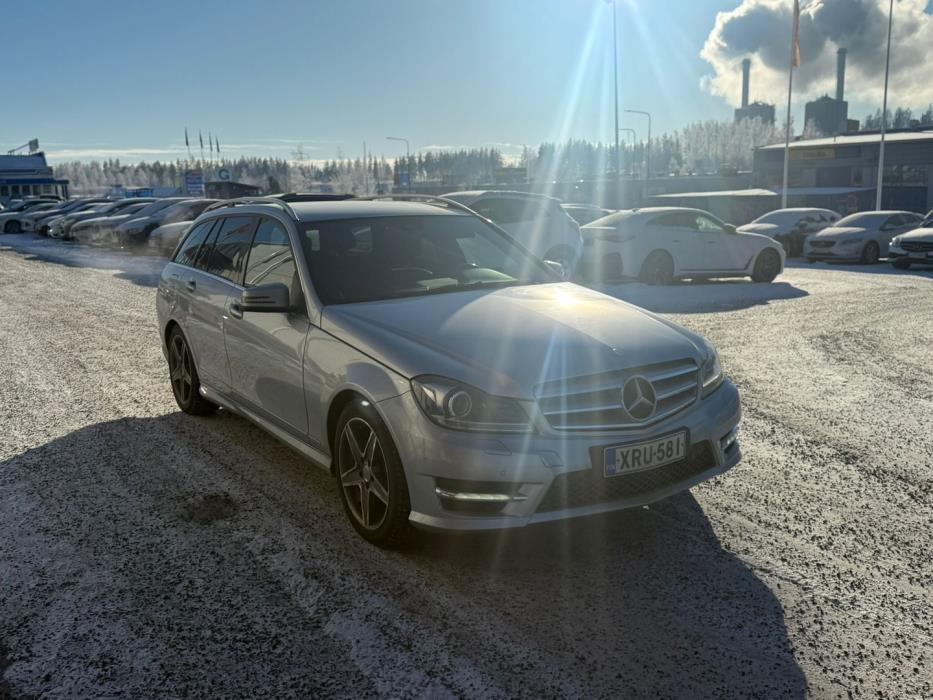 MERCEDES-BENZ C 2012