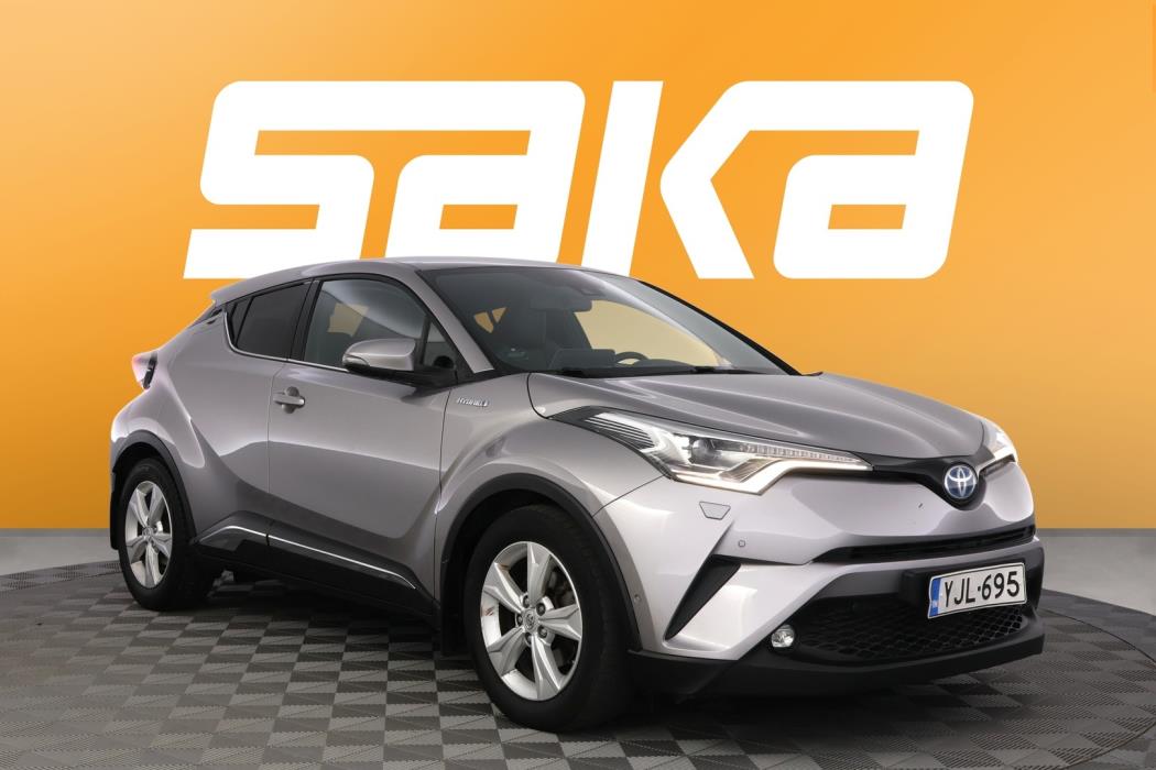 TOYOTA C-HR 2017