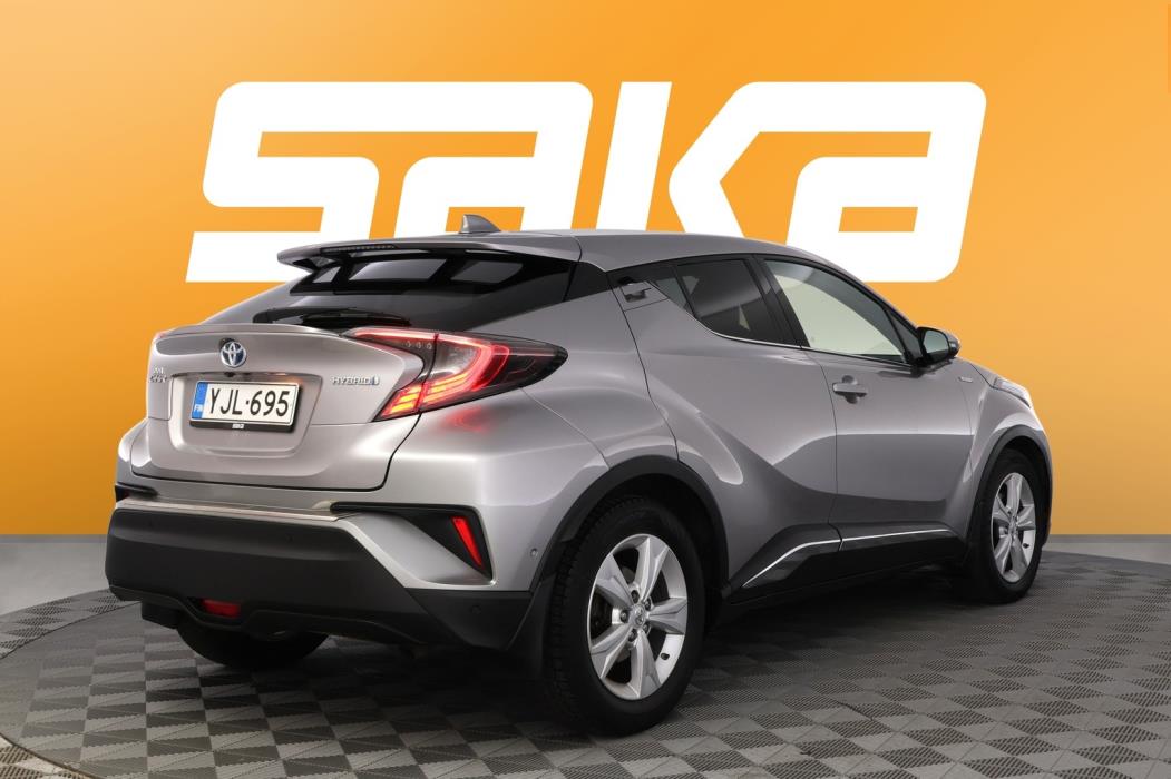 TOYOTA C-HR 2017