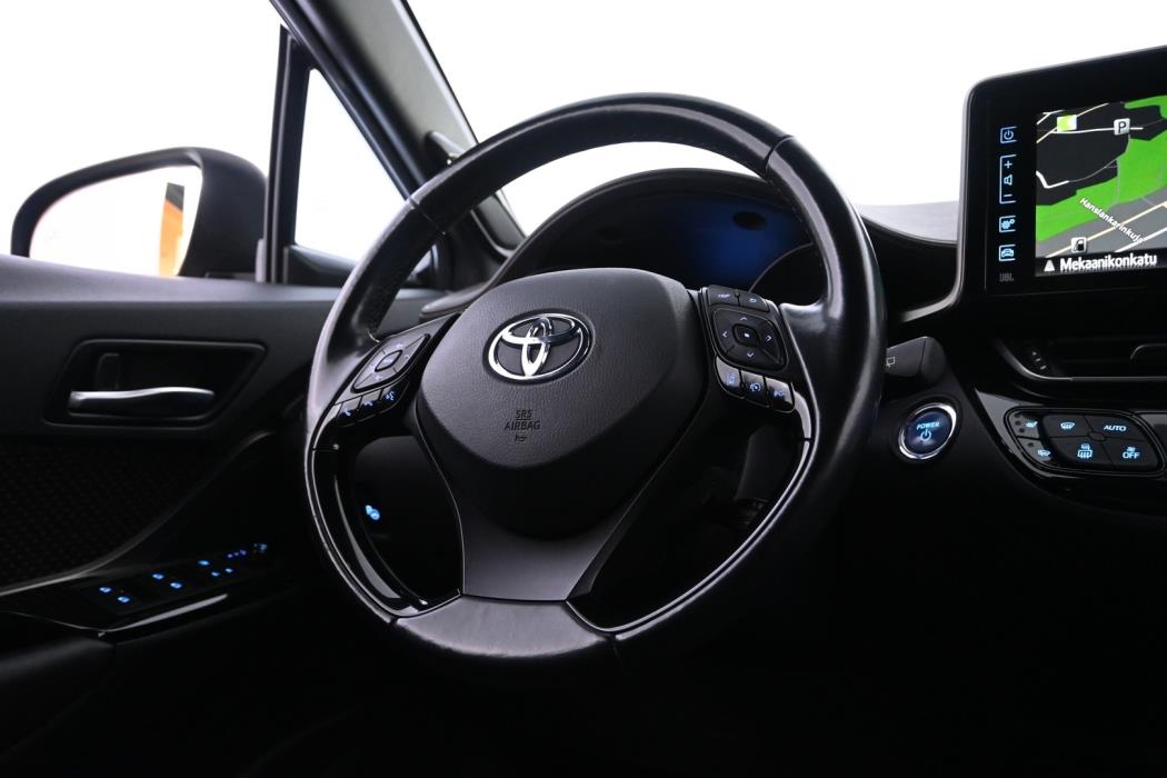 TOYOTA C-HR 2017