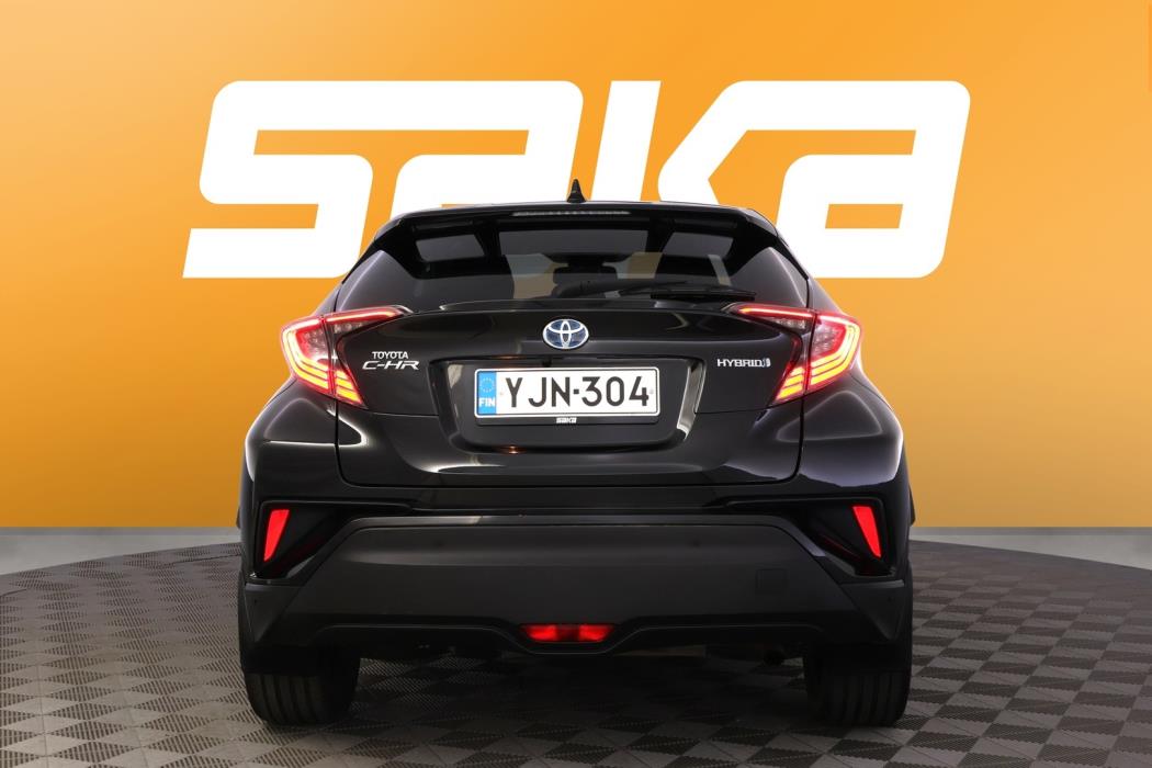 TOYOTA C-HR 2017
