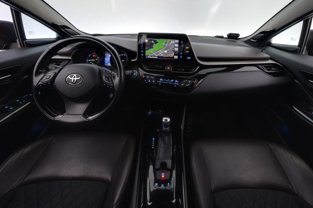 TOYOTA C-HR 2017