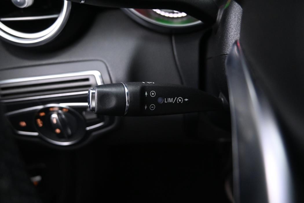 MERCEDES-BENZ C 2018