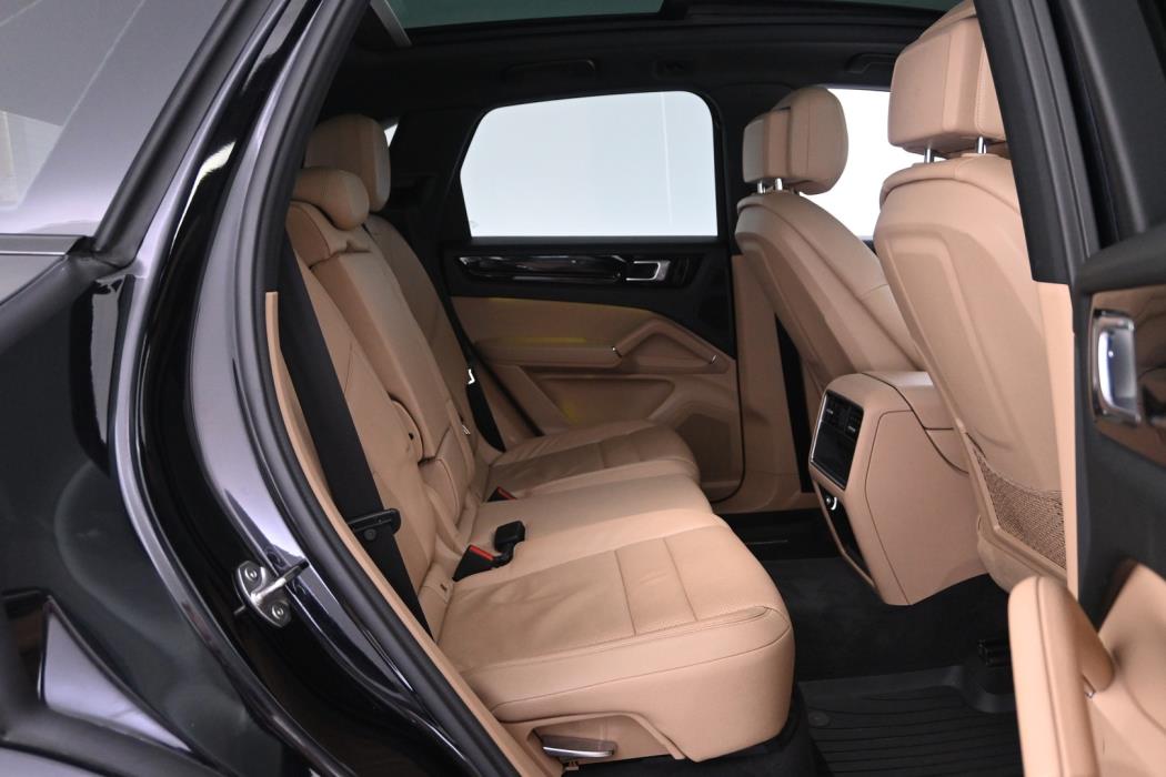 PORSCHE Cayenne 2019