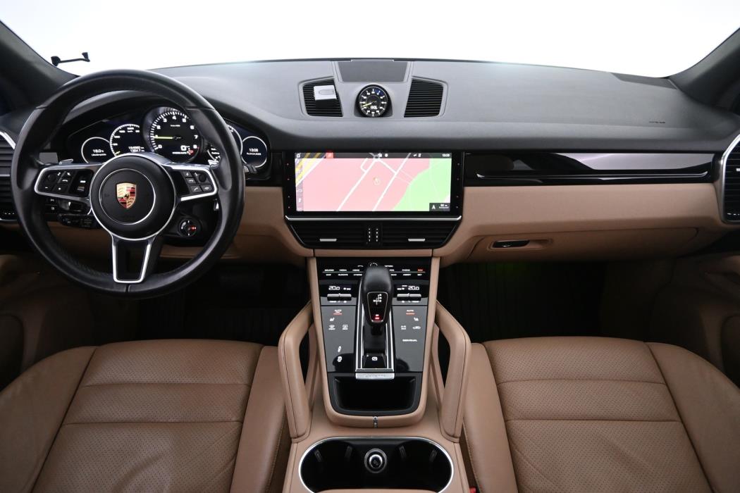 PORSCHE Cayenne 2019
