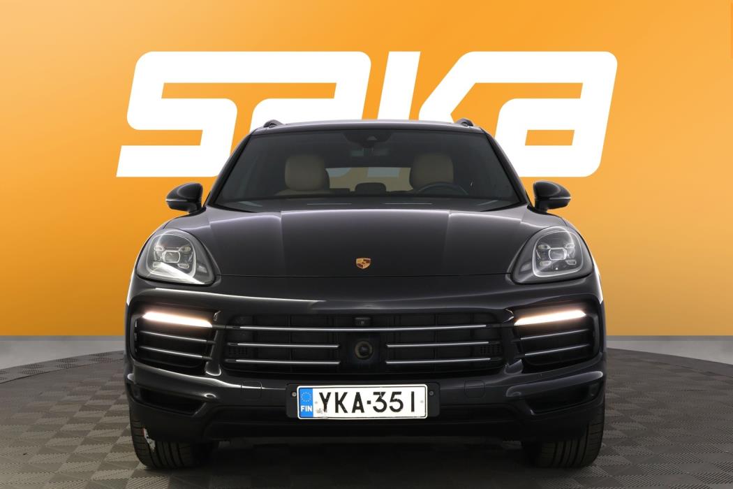 PORSCHE Cayenne 2019