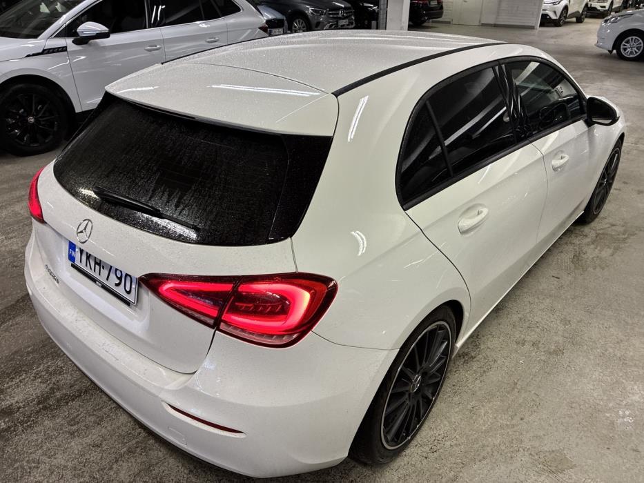 MERCEDES-BENZ A 2019