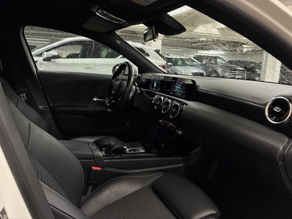 MERCEDES-BENZ A 2019