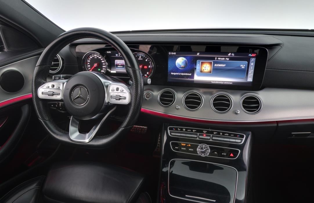 MERCEDES-BENZ E 2019