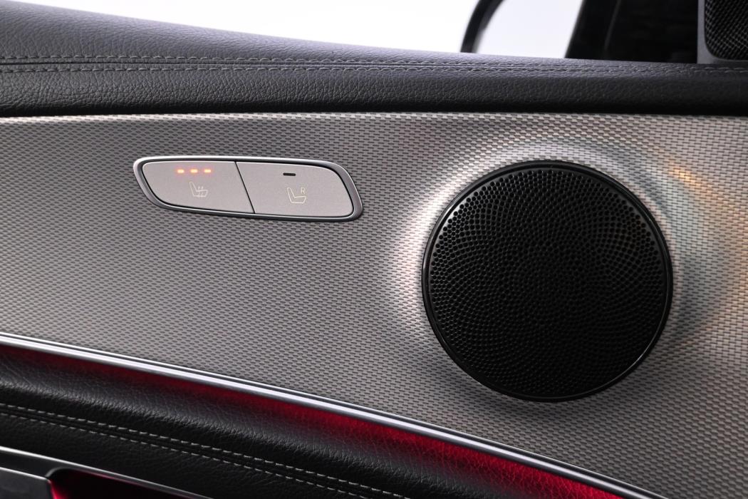 MERCEDES-BENZ E 2019