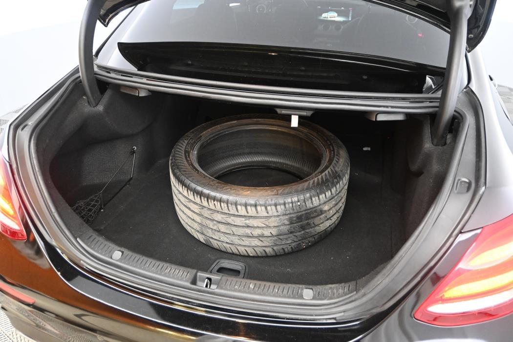 MERCEDES-BENZ E 2019