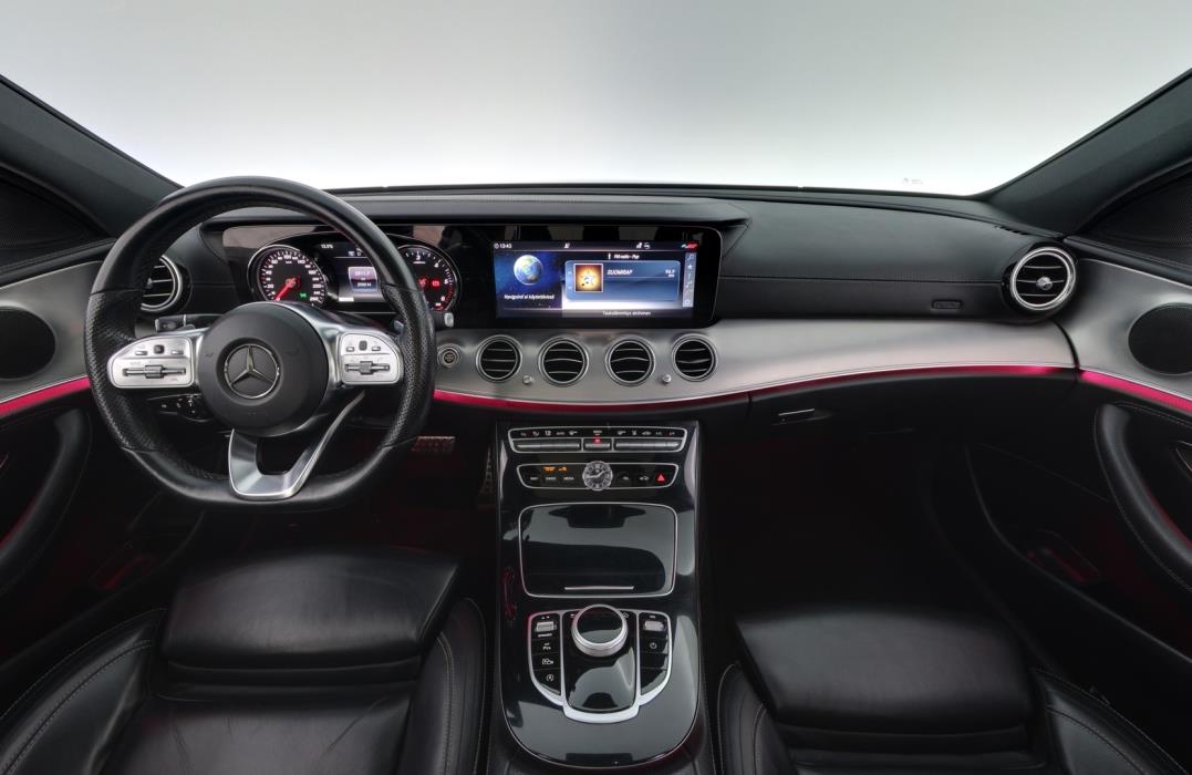 MERCEDES-BENZ E 2019