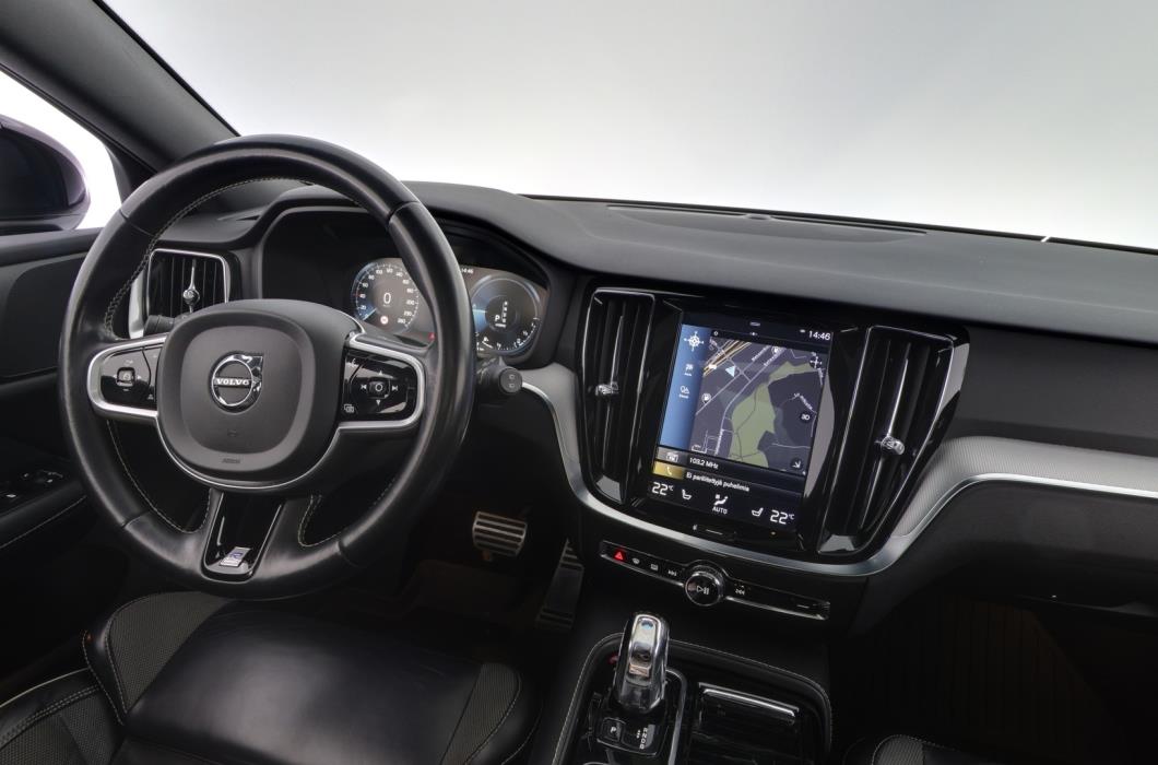 VOLVO V60 2019