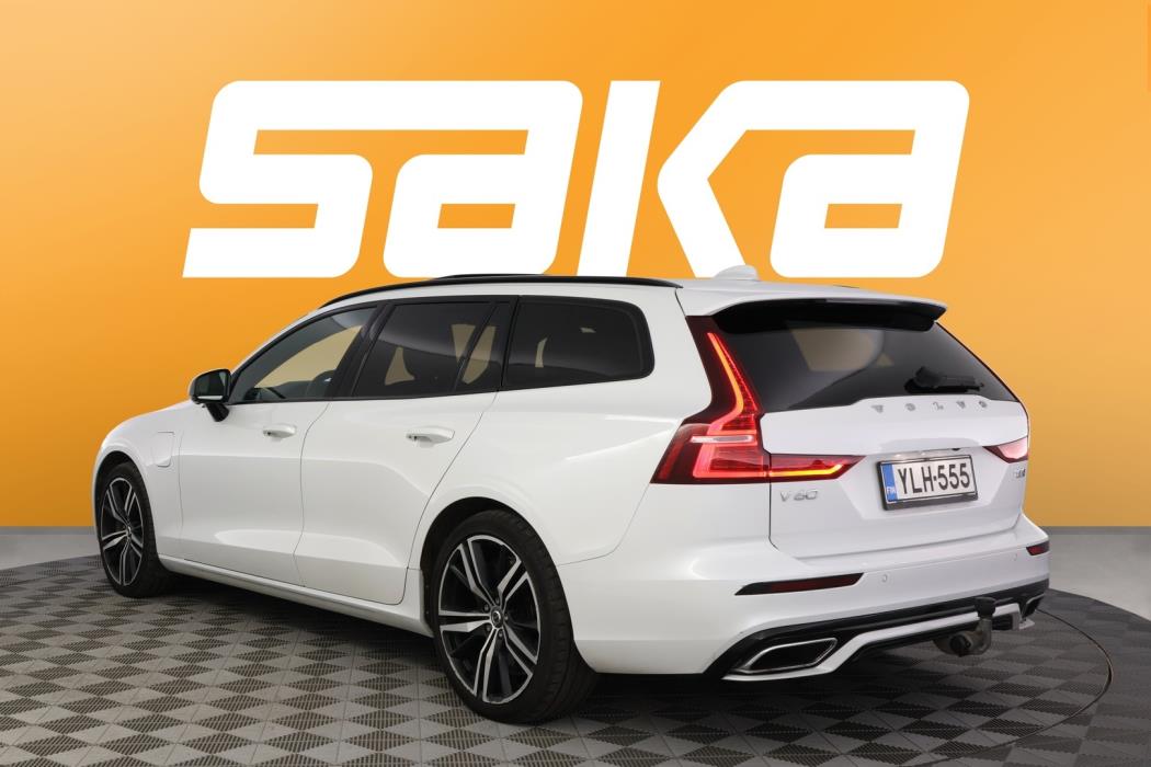 VOLVO V60 2019