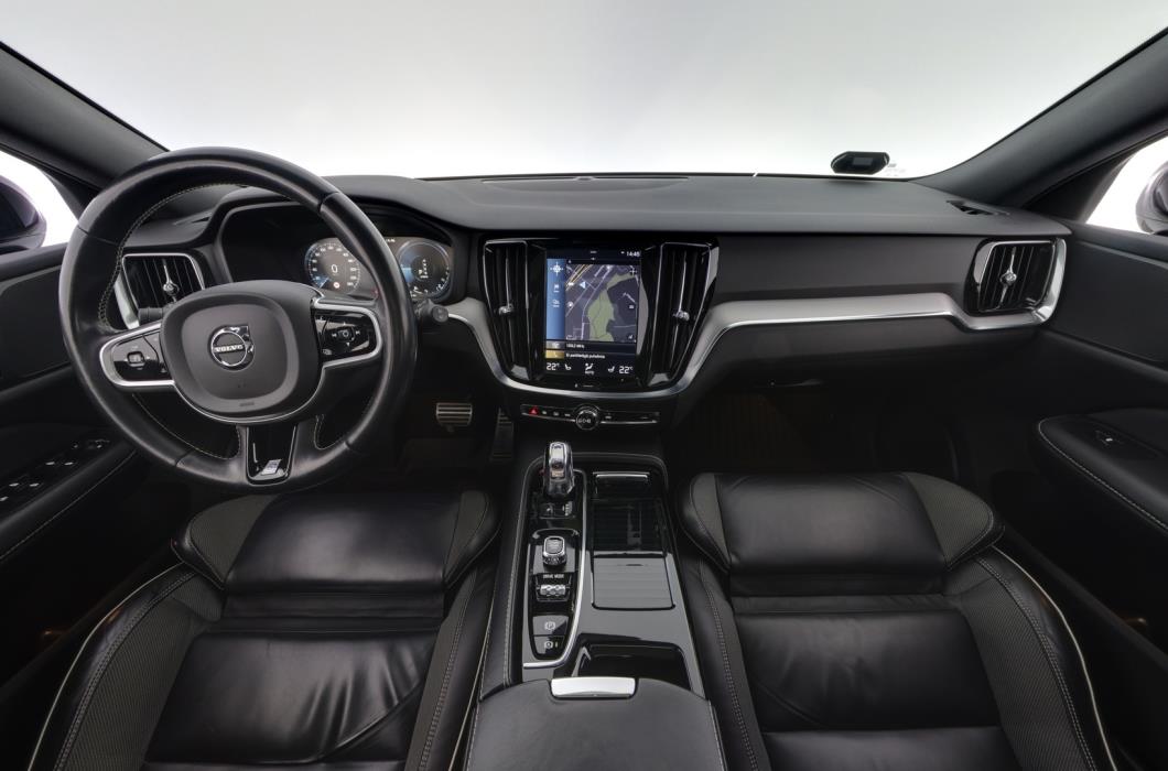 VOLVO V60 2019