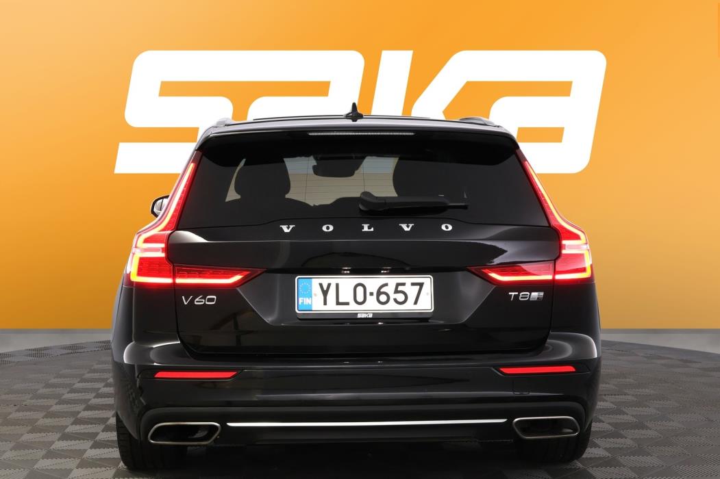 VOLVO V60 2020