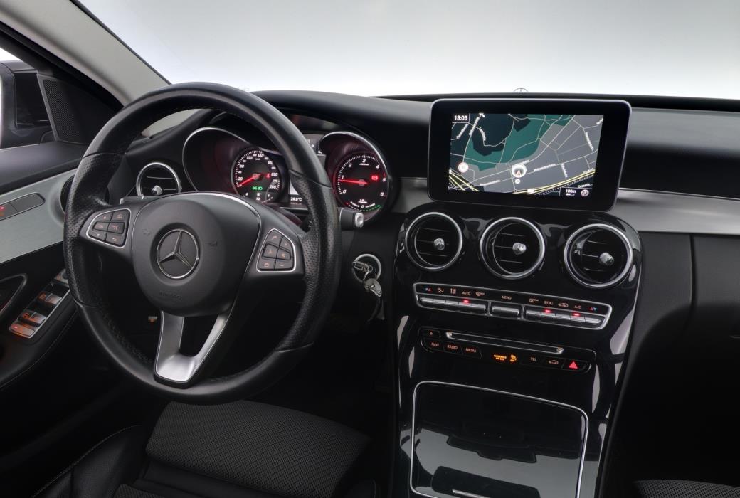 MERCEDES-BENZ C 2017