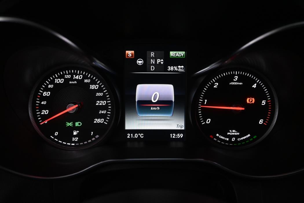 MERCEDES-BENZ C 2017