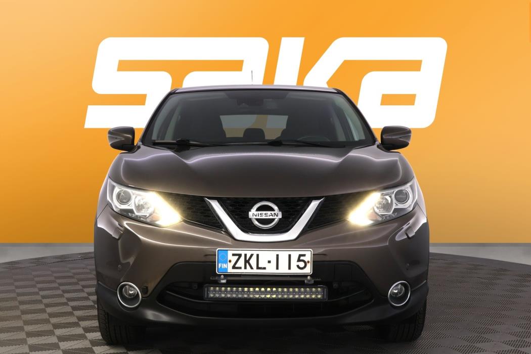 NISSAN Qashqai 2015