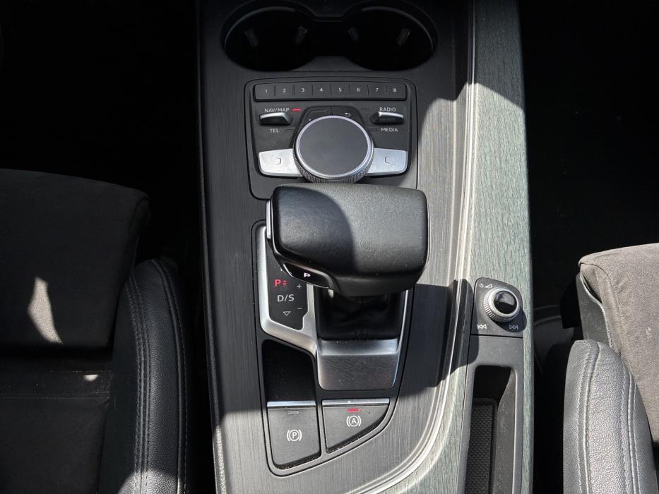 AUDI A4 2017