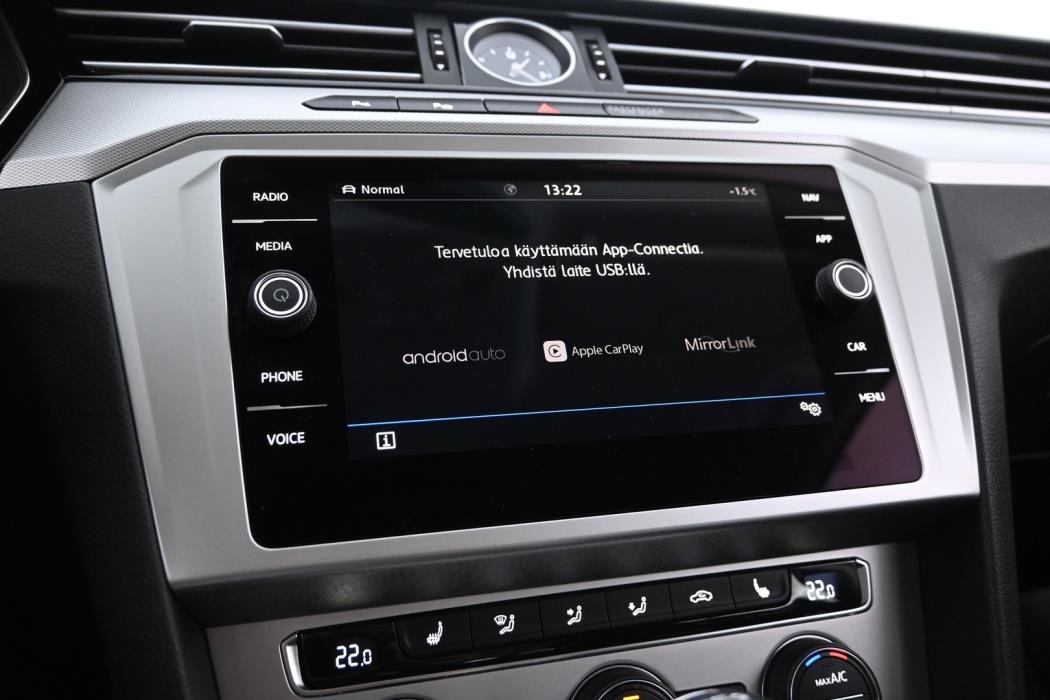 VOLKSWAGEN Passat 2018