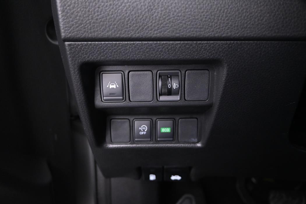 NISSAN Qashqai 2019