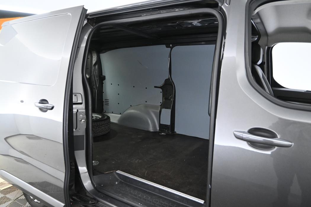 TOYOTA Proace 2021
