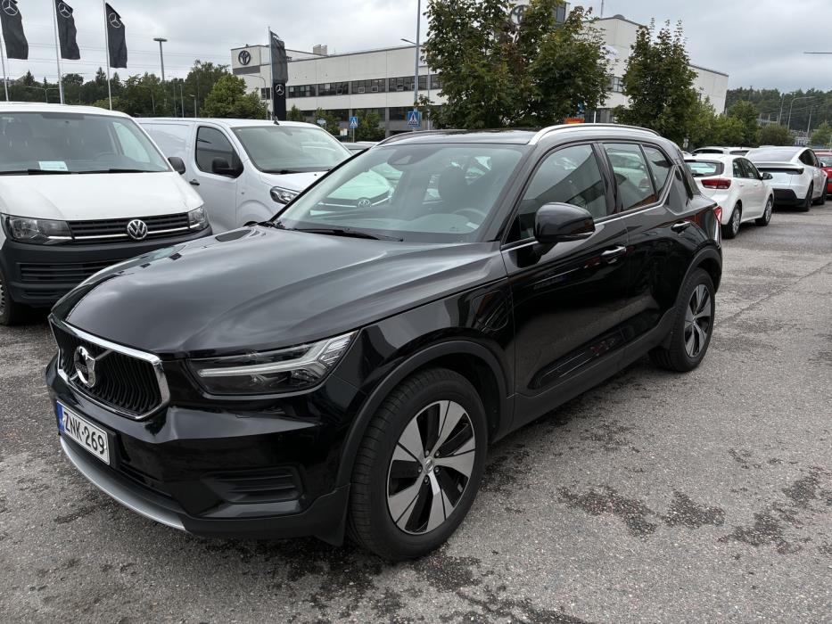 VOLVO XC40 2020