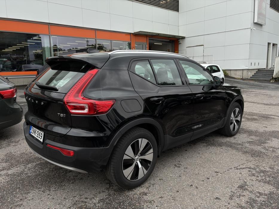 VOLVO XC40 2020