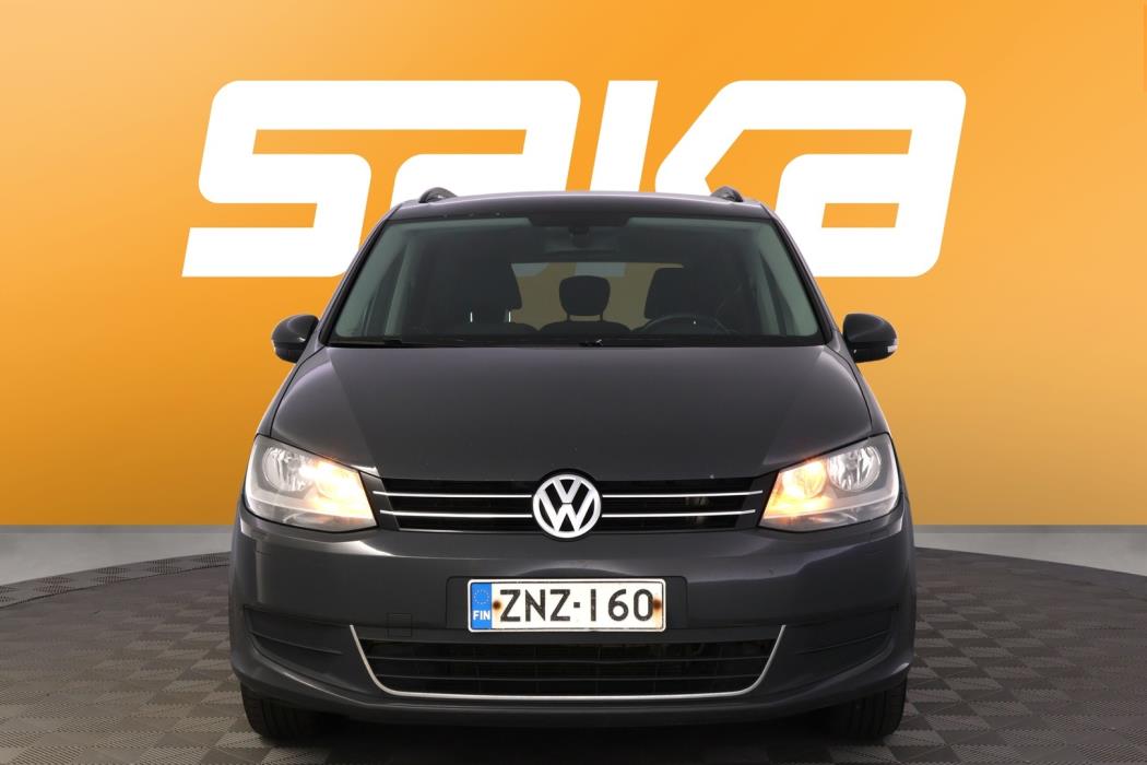 VOLKSWAGEN Sharan 2012